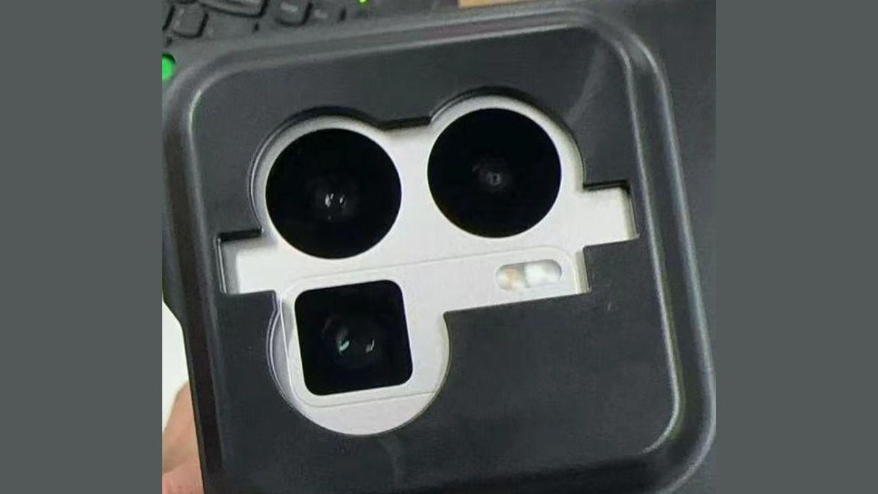 রিয়েলমি GT 8 Pro