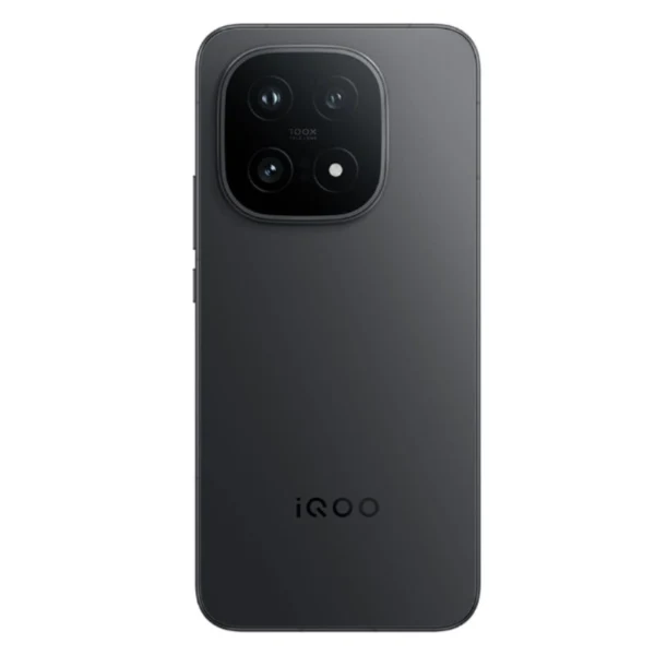 iQOO 15